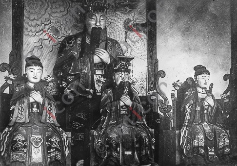 Confucius mit dreien seiner Schüler ; Confucius with three of his students (simon-173a-045-sw.jpg)